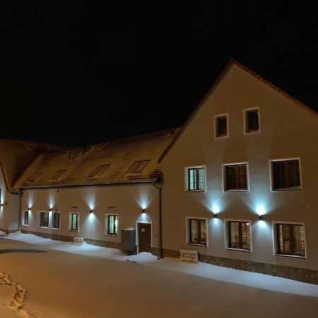 Zajazd Zacheta Kamienna Gora Exterior photo